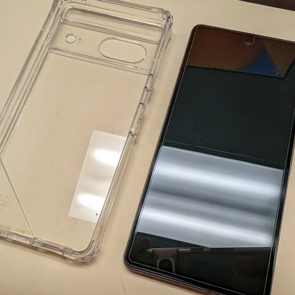 Google Pixel 7 - 128GB storage (+ Screen Protector and GOTO clear case included)